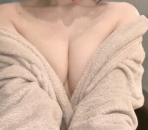 ひな（27）